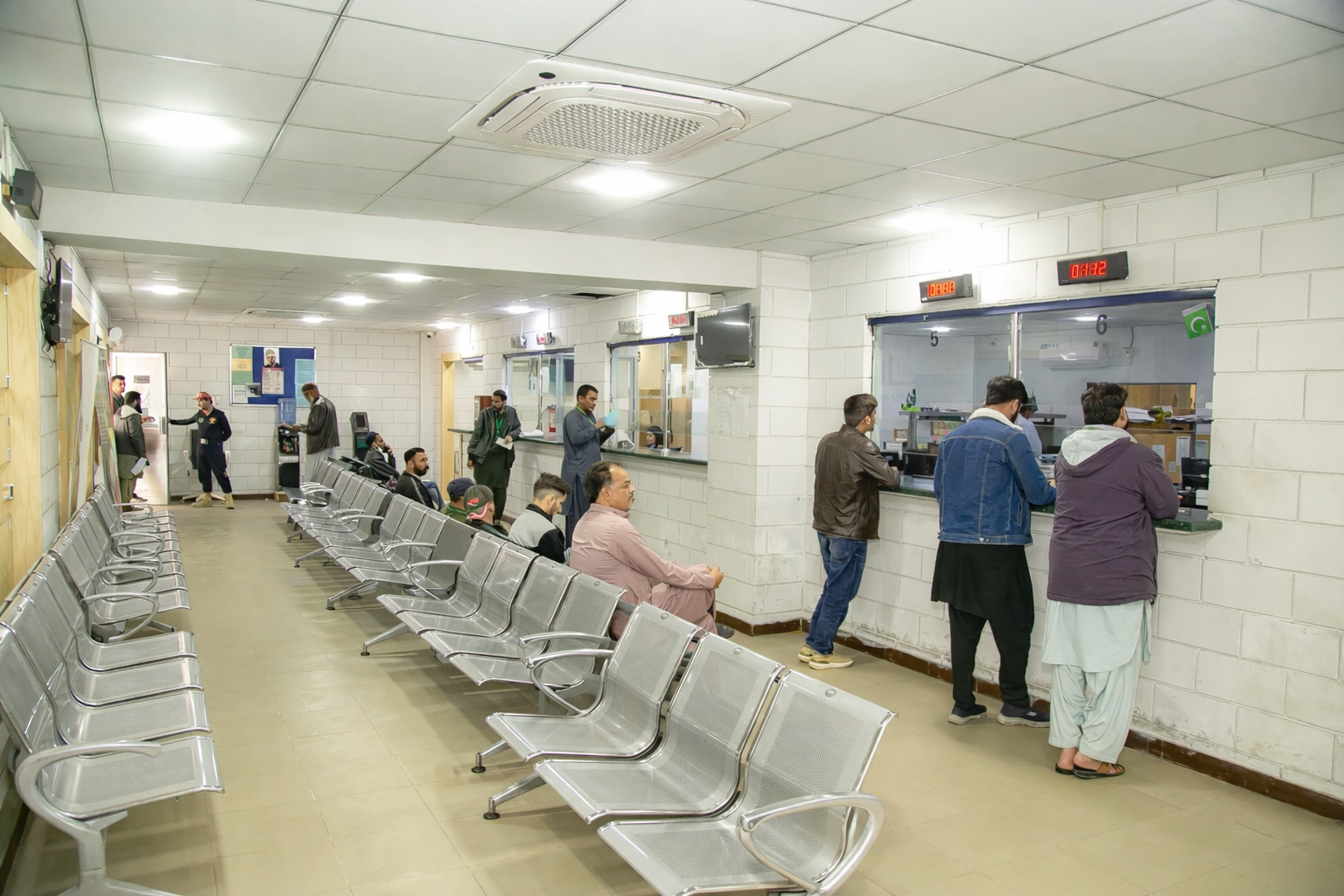 24/7 Customer Services